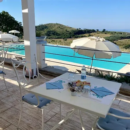Casamediterranea Hotel *